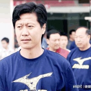 开云APP-他是老辽足阵中“奔跑的羚羊”，为了家乡球队毅然复出，柳忠长